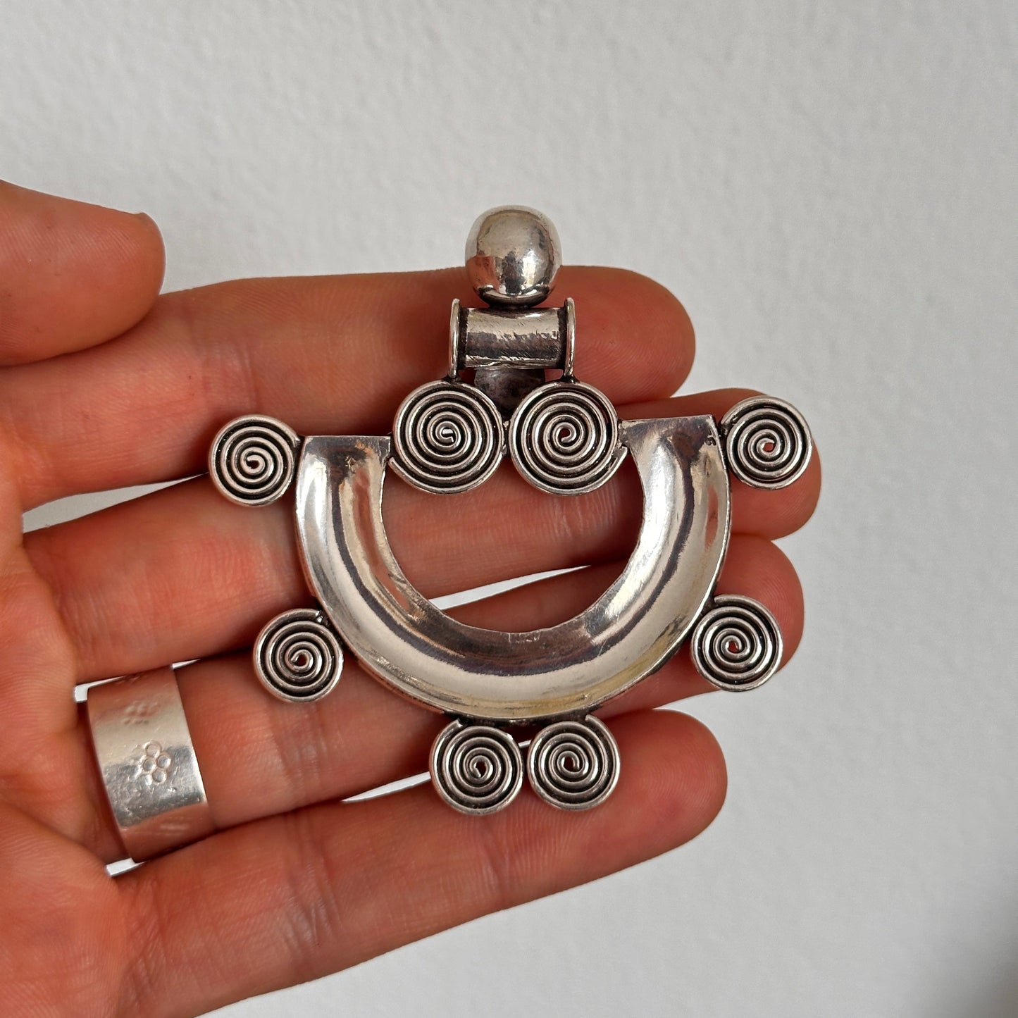 Colgante Tribal Espirales