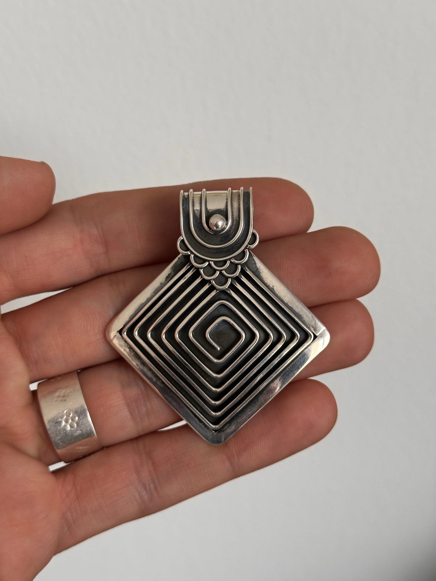 Colgante Tribal Espiral