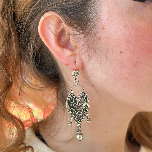 Pendientes “ĀLAṄKĀRA” (आलङ्कार)