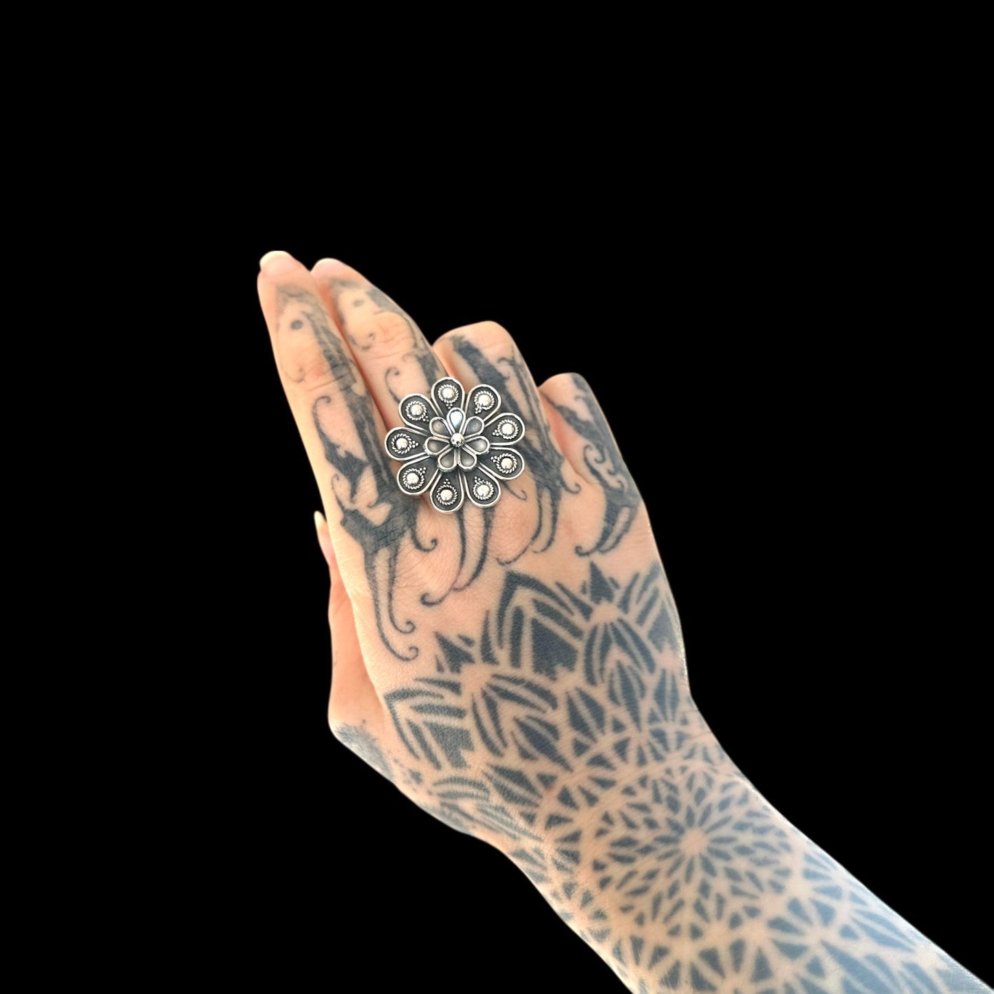 "Kamalini" Ring