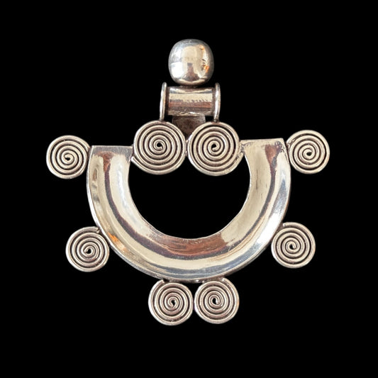 Anhänger „Āvarta“ (आवर्त)