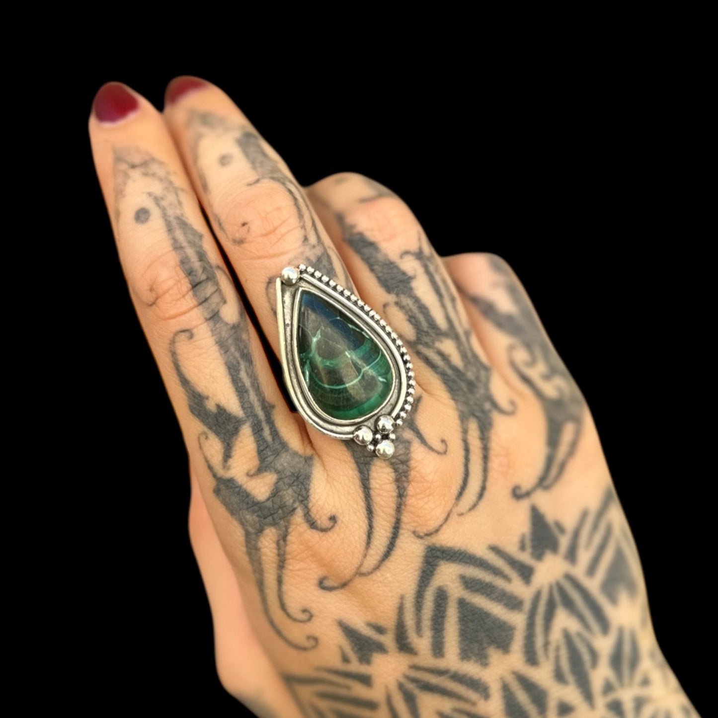 Anillo "Arjun" Malaquita