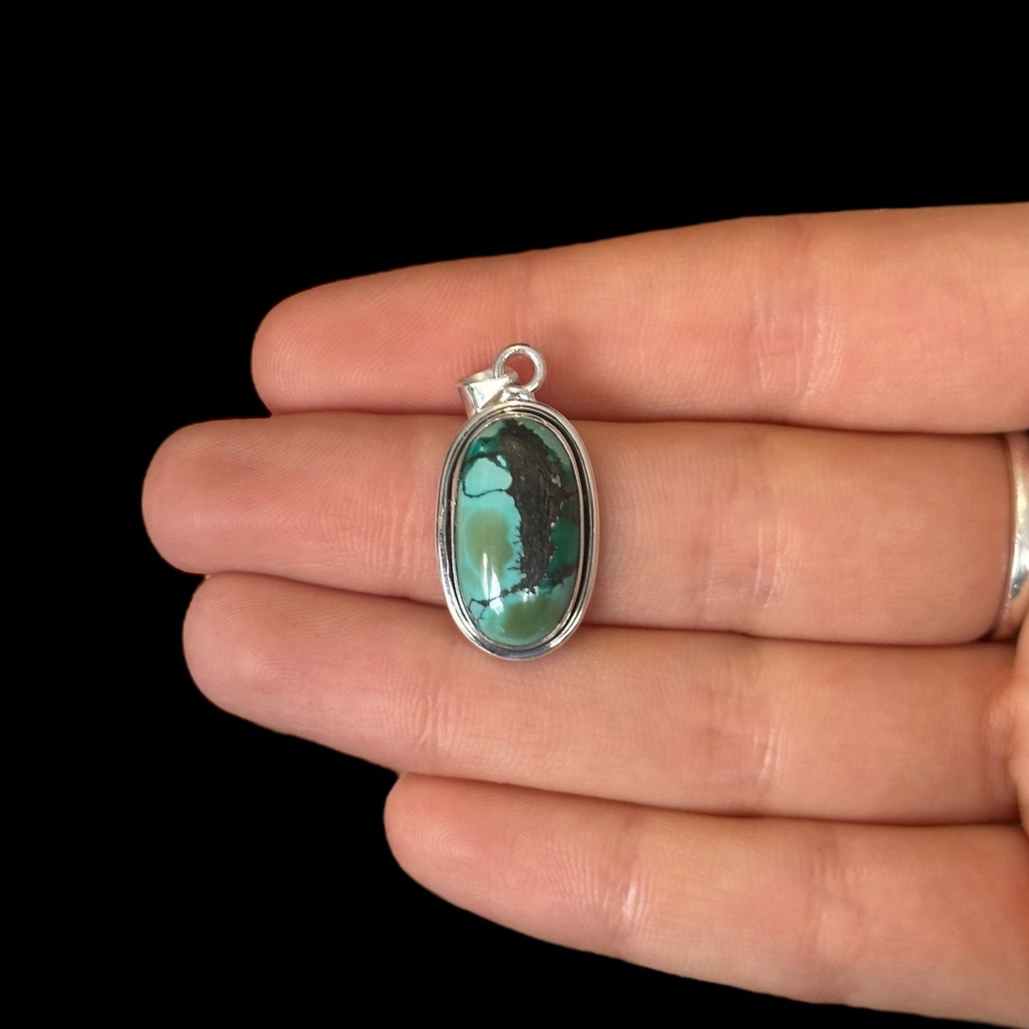 Colgante Oval Turquesa "Saki"