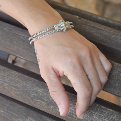Armband "Rakṣā" (रक्षा)