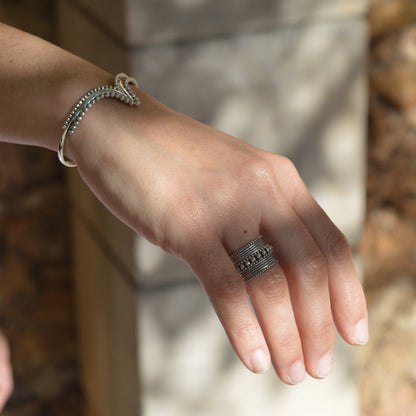 Ring „Nitya“ (नित्य)