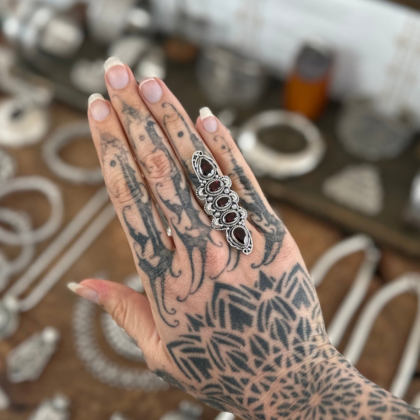 Anillo "Arka" Granate