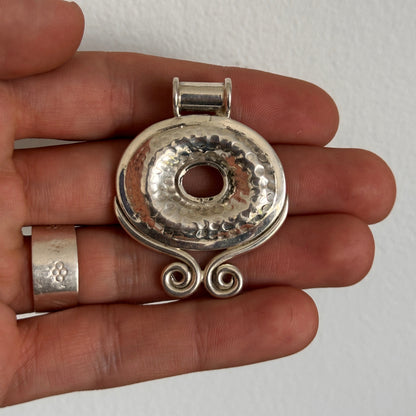 Anhänger „Bindu“ (बिन्दु)