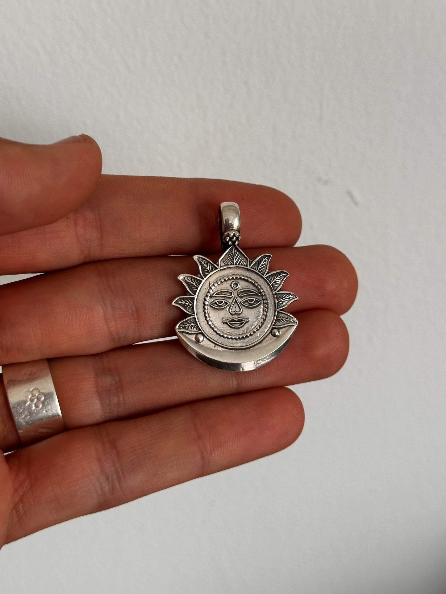 Colgante Sol Hindù