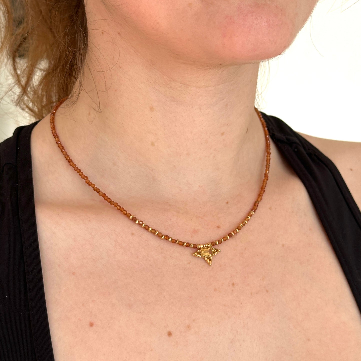 Collar SŪTRA · Hasonite