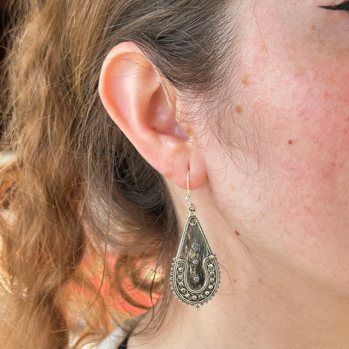 "Nadi-Devi" Earrings (नाडी देवी)