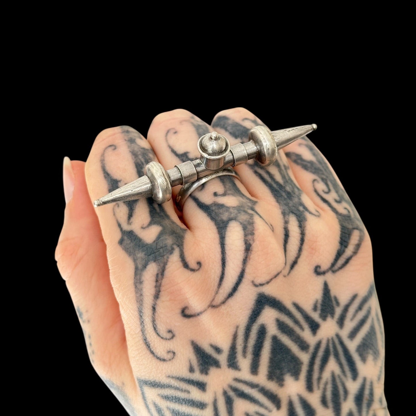 Vajra-Ring (वज्र)