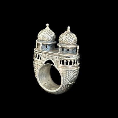 Śikhara-Ring (शिखर)