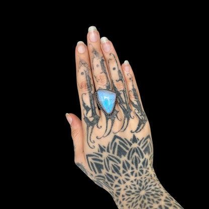 "Sāgara" (सागर) Moonstone Ring.