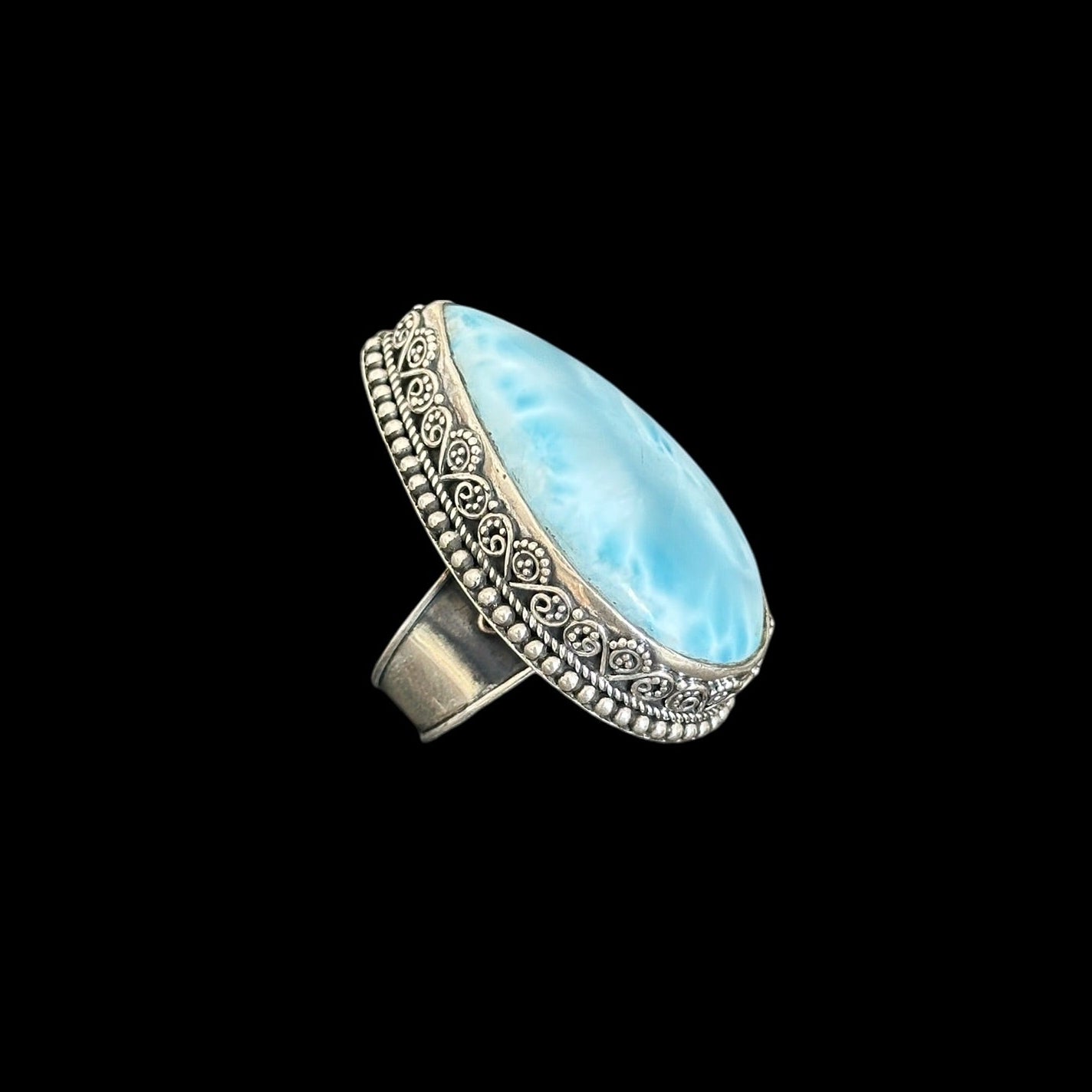 Ring "Sāgara" (सागर) Larimar