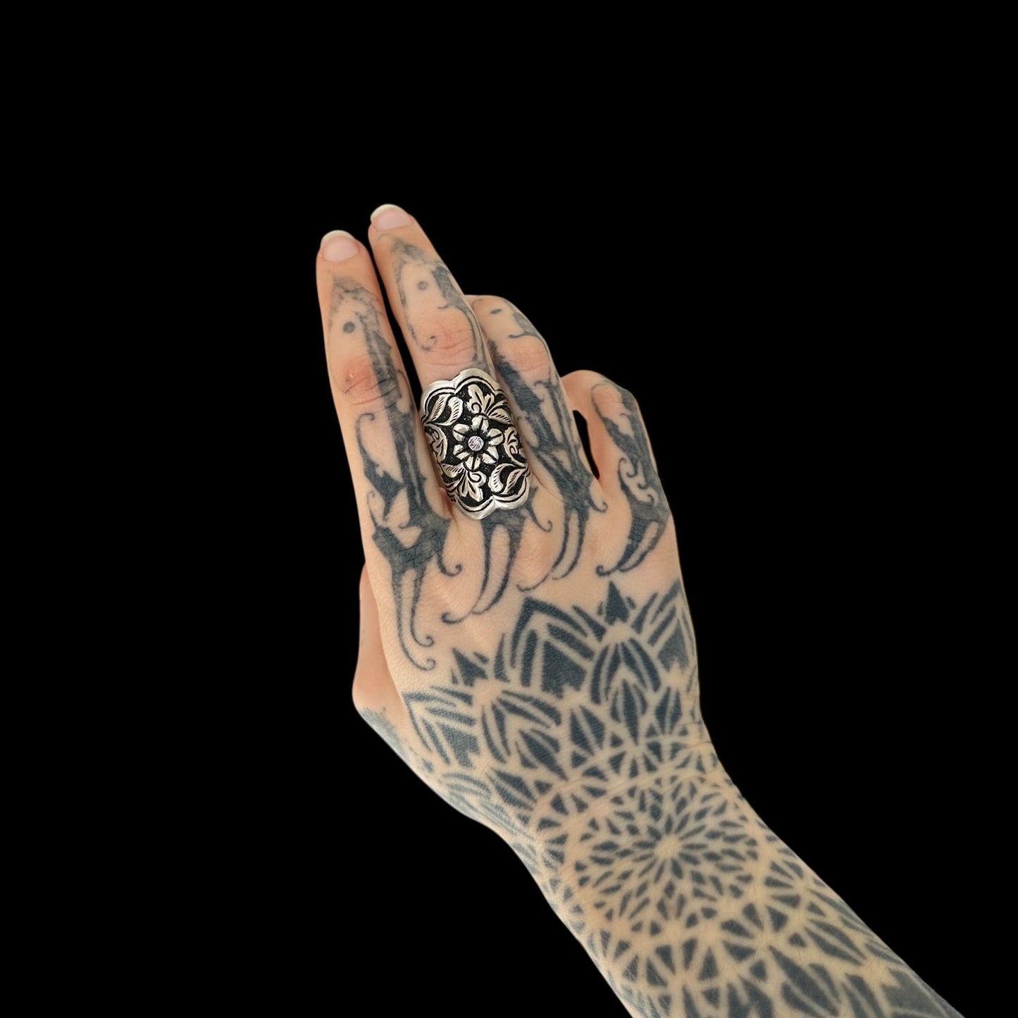 Anillo “Vanalata” (वनलता)