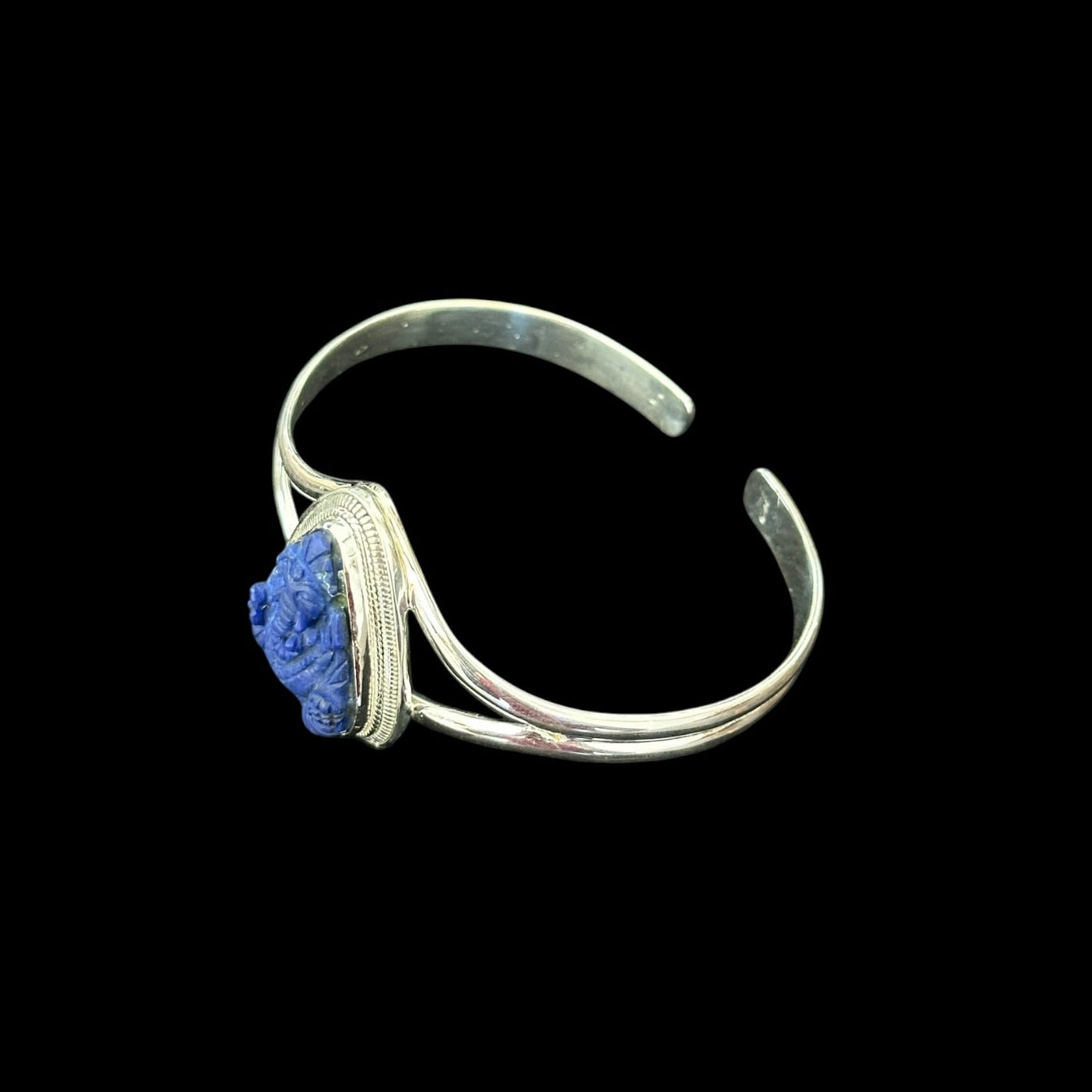 Armband "Ananta" (अनन्त) Lapislazuli Geschnitzte Ganesha-Form