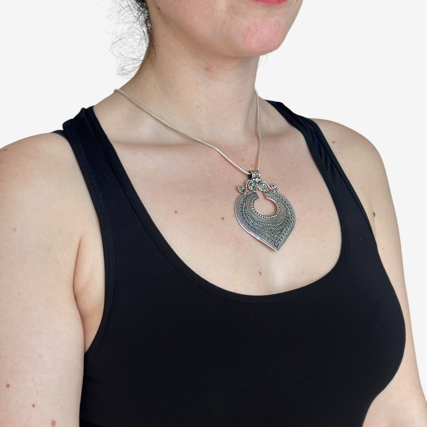 Anhänger "Hṛdaya" (हृदय)