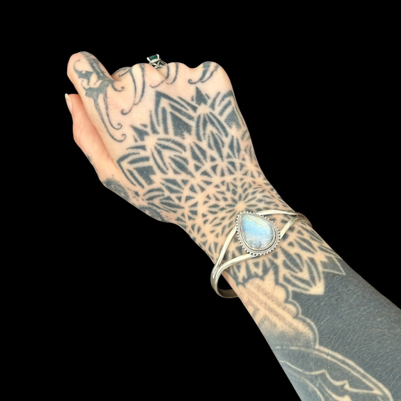 Armband "Triveni" (त्रिवेणी) Mondstein