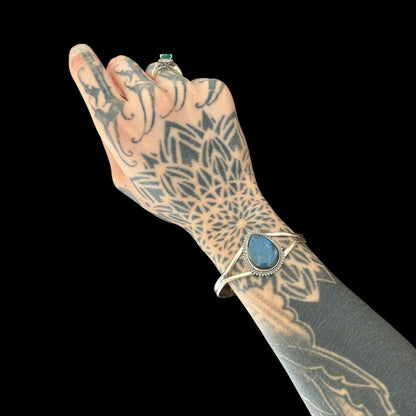 Armband "Triveni" (त्रिवेणी) Labradorit