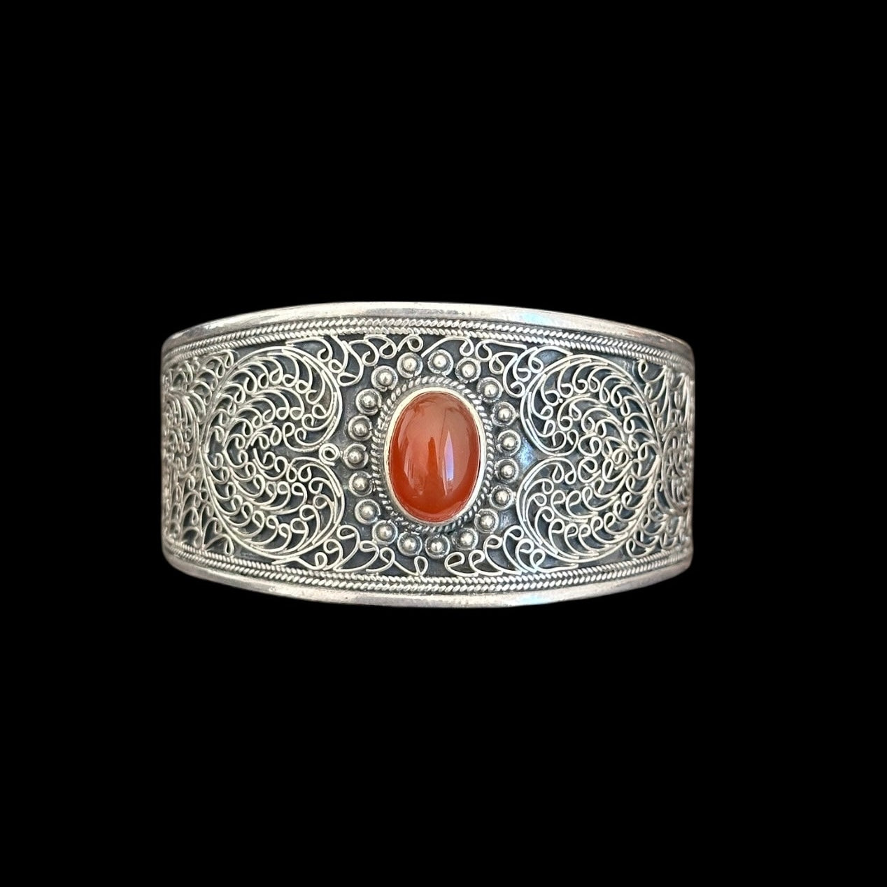 Armband "Aruna" (अरुण)