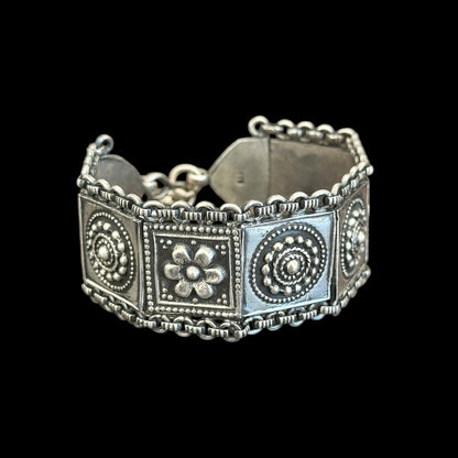 Armband „Padmāvali“ (पद्मावली)