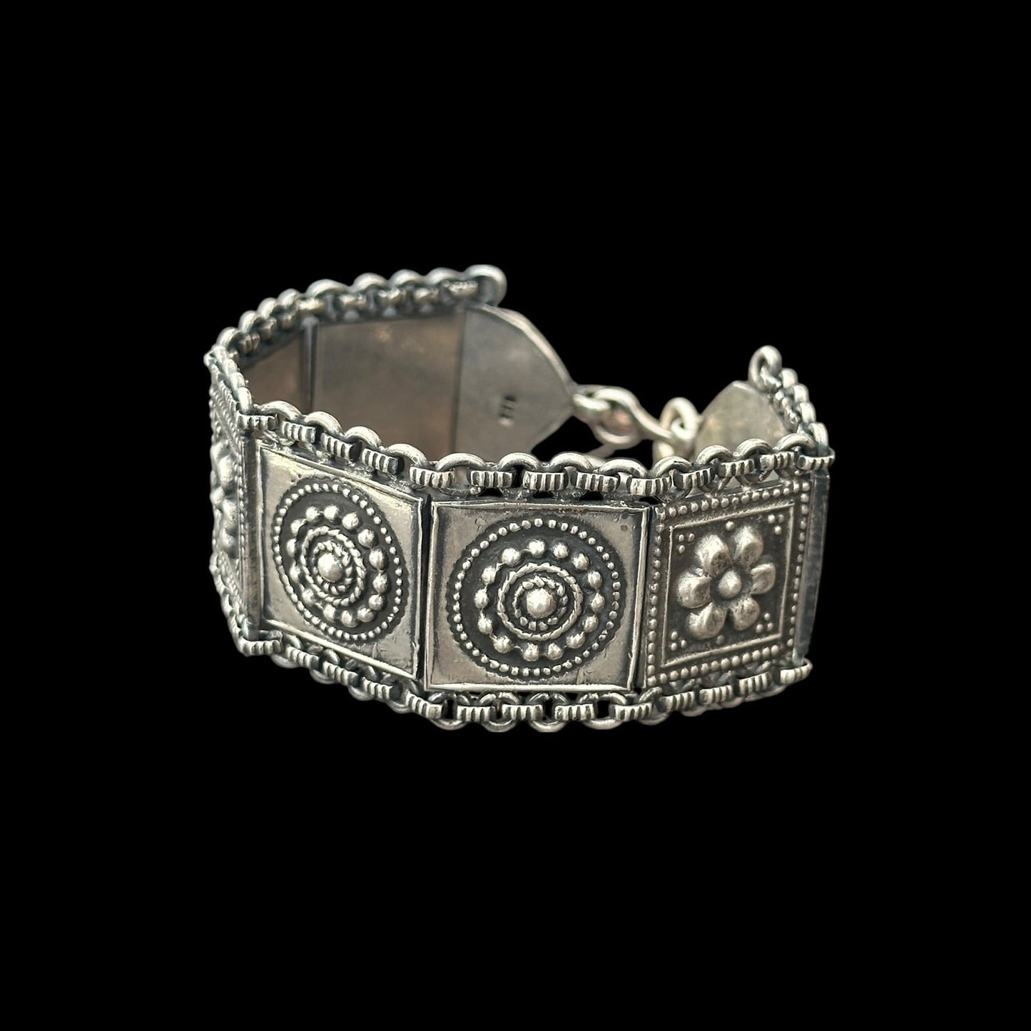 Armband „Padmāvali“ (पद्मावली)