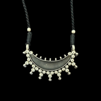 Halskette „Ardhachandra“ (अर्धचन्द्र)