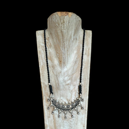 Halskette „Ardhachandra“ (अर्धचन्द्र)