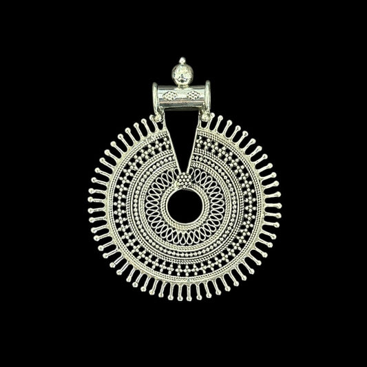 Anhänger "Sūrya Maṇḍala" (सूर्यमण्डल)