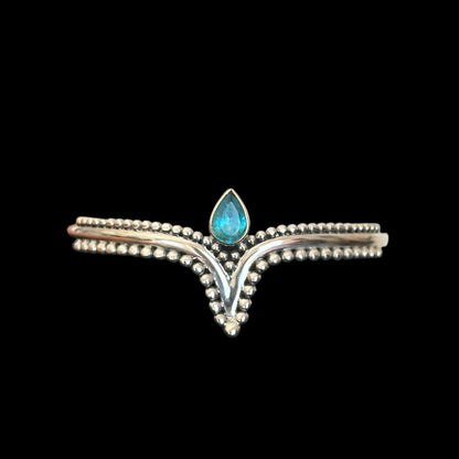 Armband „arunya“ (अरुण्या) · Apatit