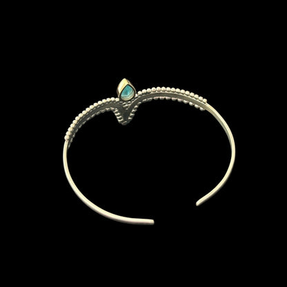 Armband „arunya“ (अरुण्या) · Apatit