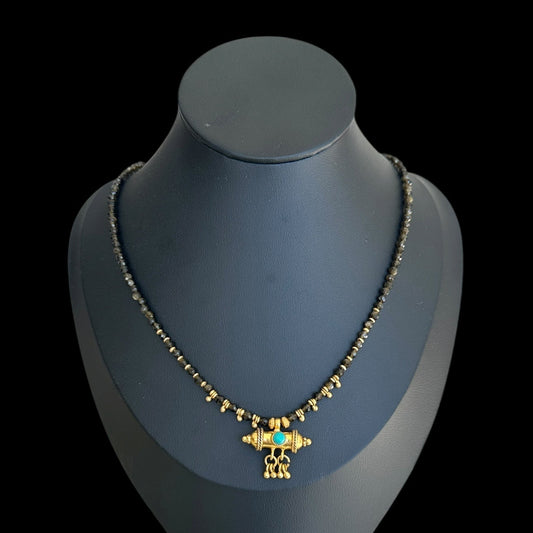 Collar Mantra Box Turmalina Verde