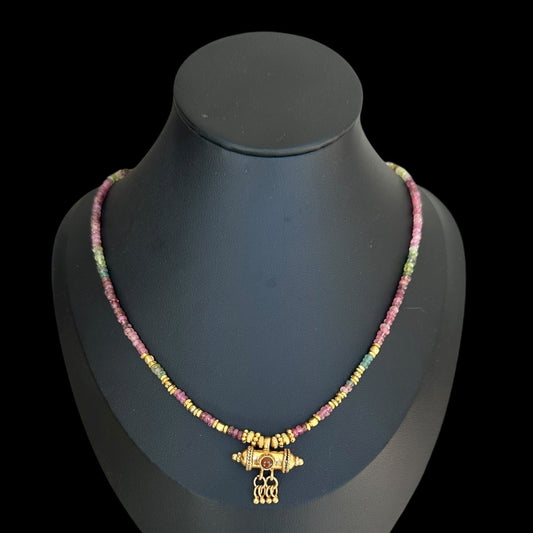 Collar Mantra box Turmalina multicolor