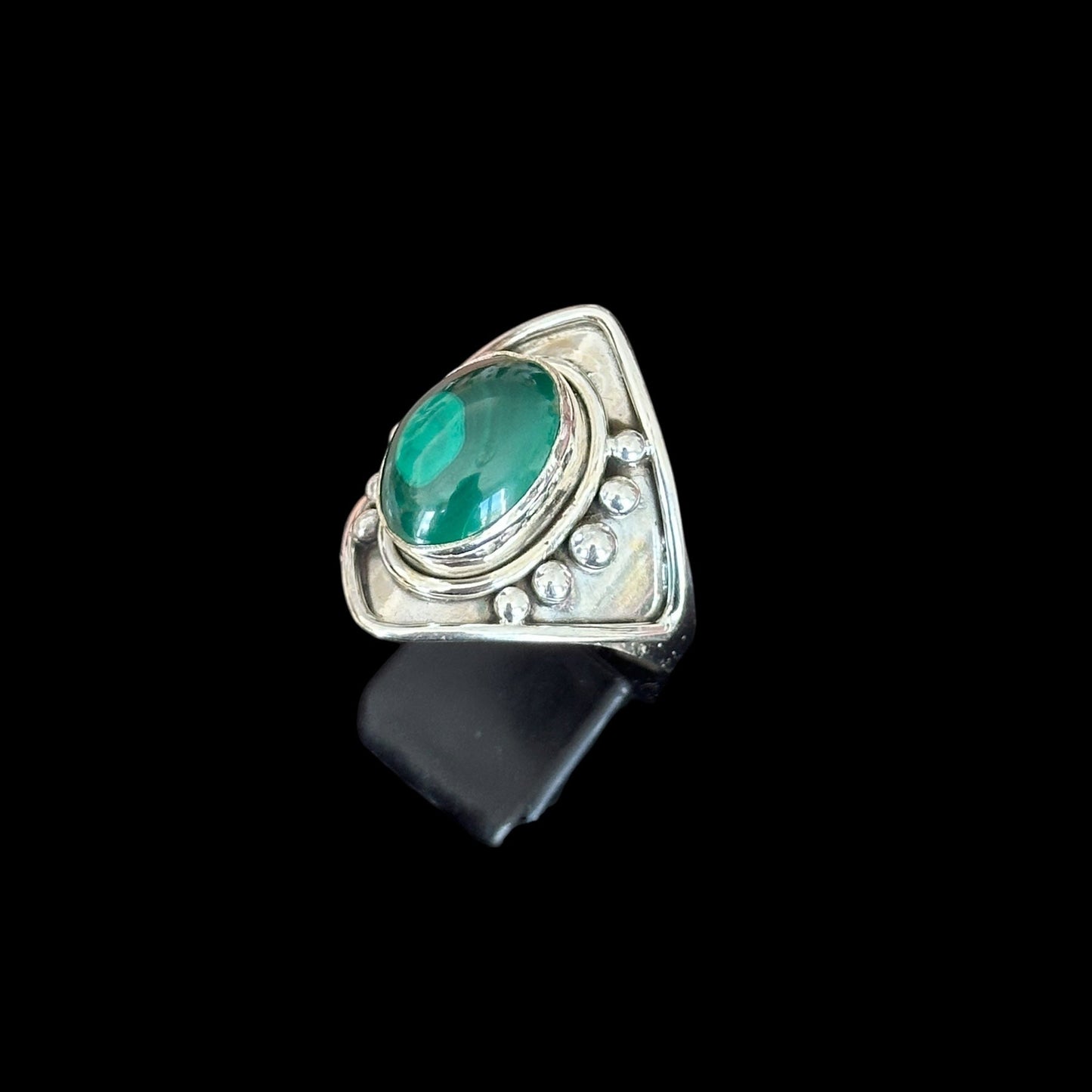 Anillo "Chon" Malaquita