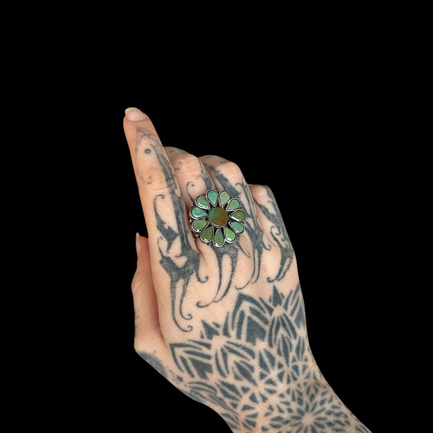 Anillo de Plata con Turquesa Tibetana – Flor Sagrada