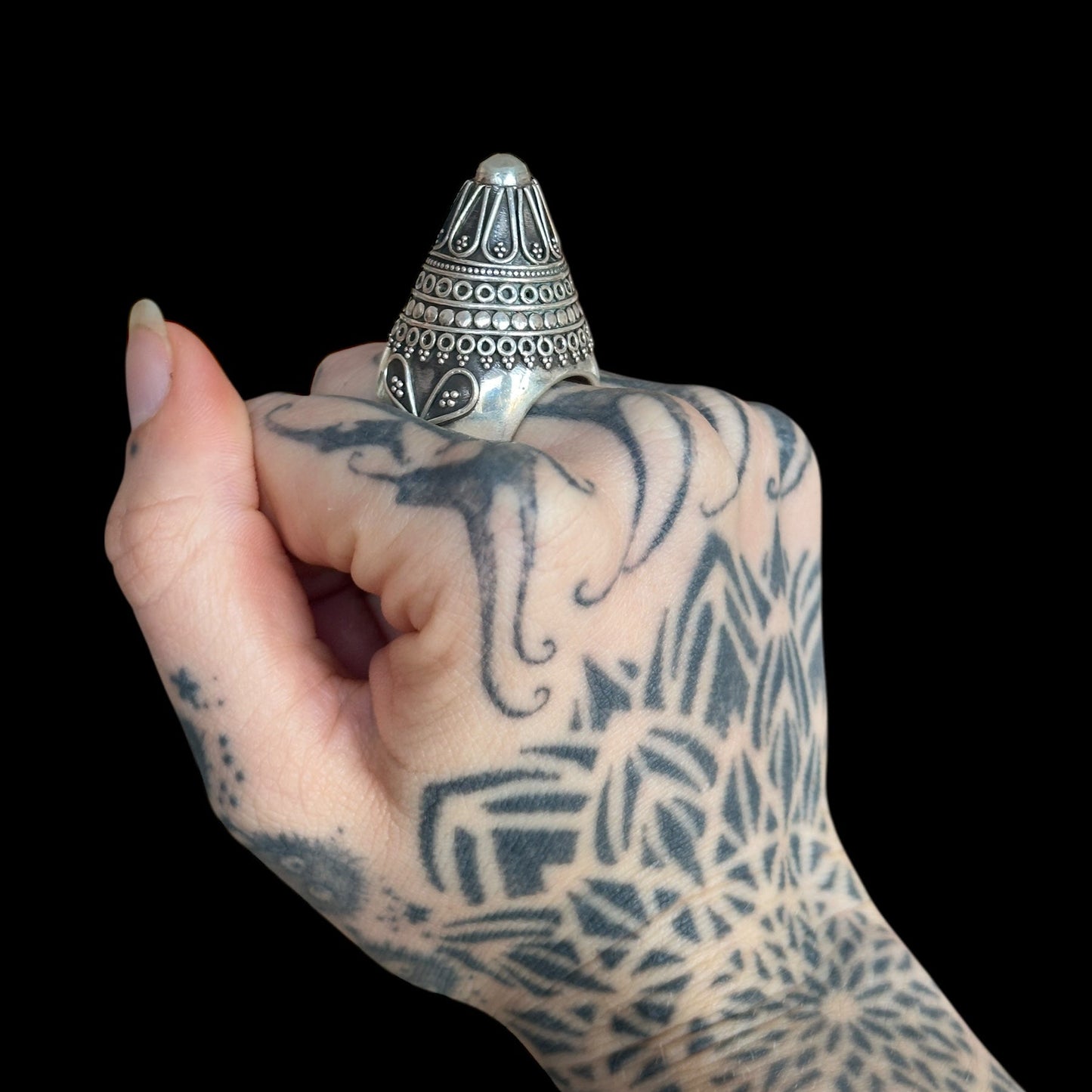 Anillo "vajrashila" · (वज्रशिला)