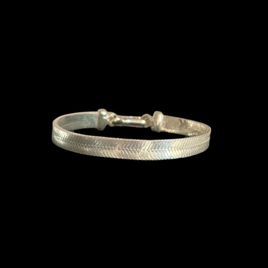 Flaches Schlangenarmband