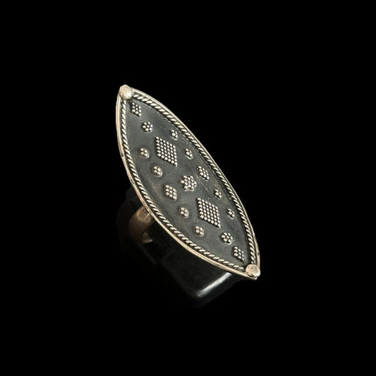 Anillo “Vajra” (वज्र)