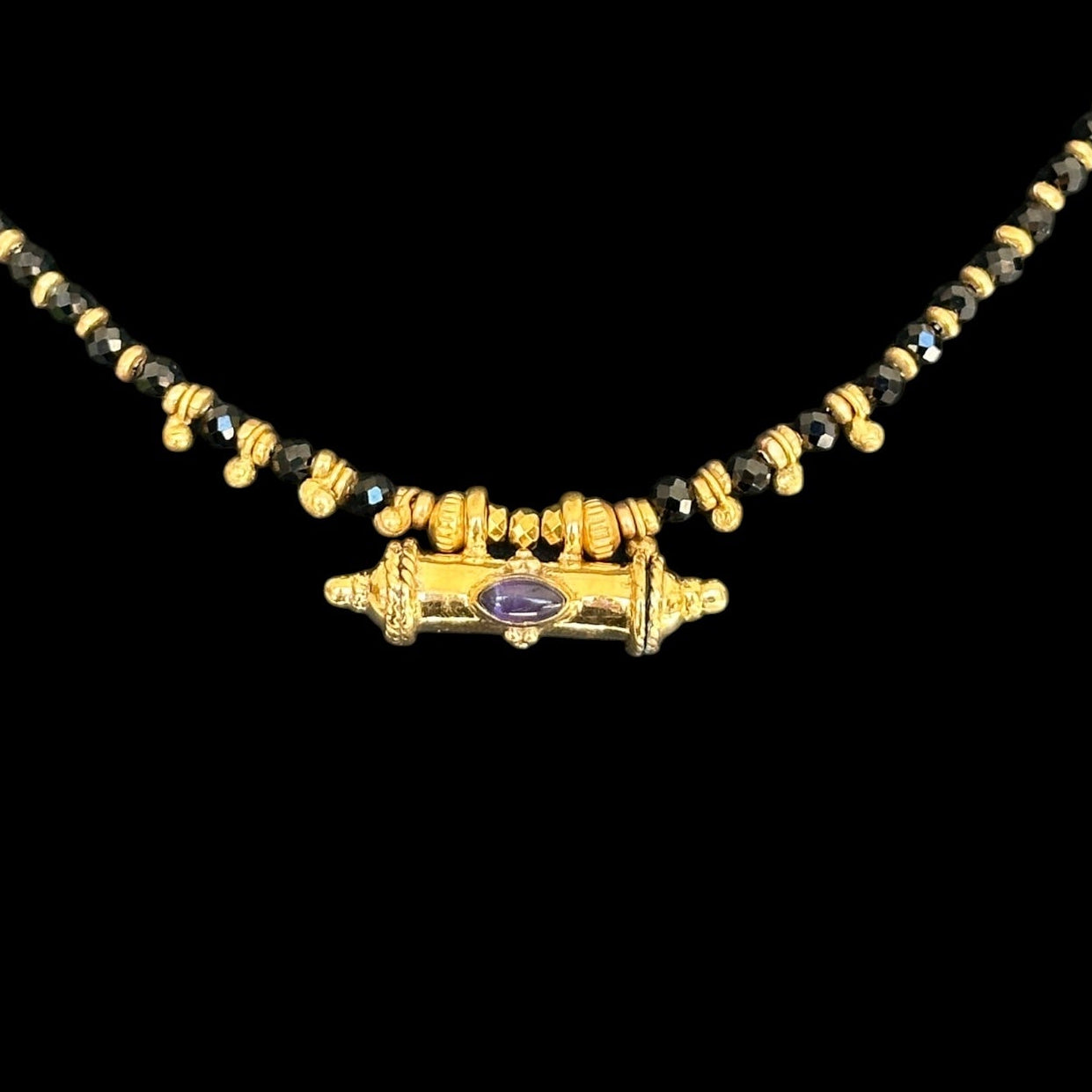 Collar Mantra Box Onyx Negro