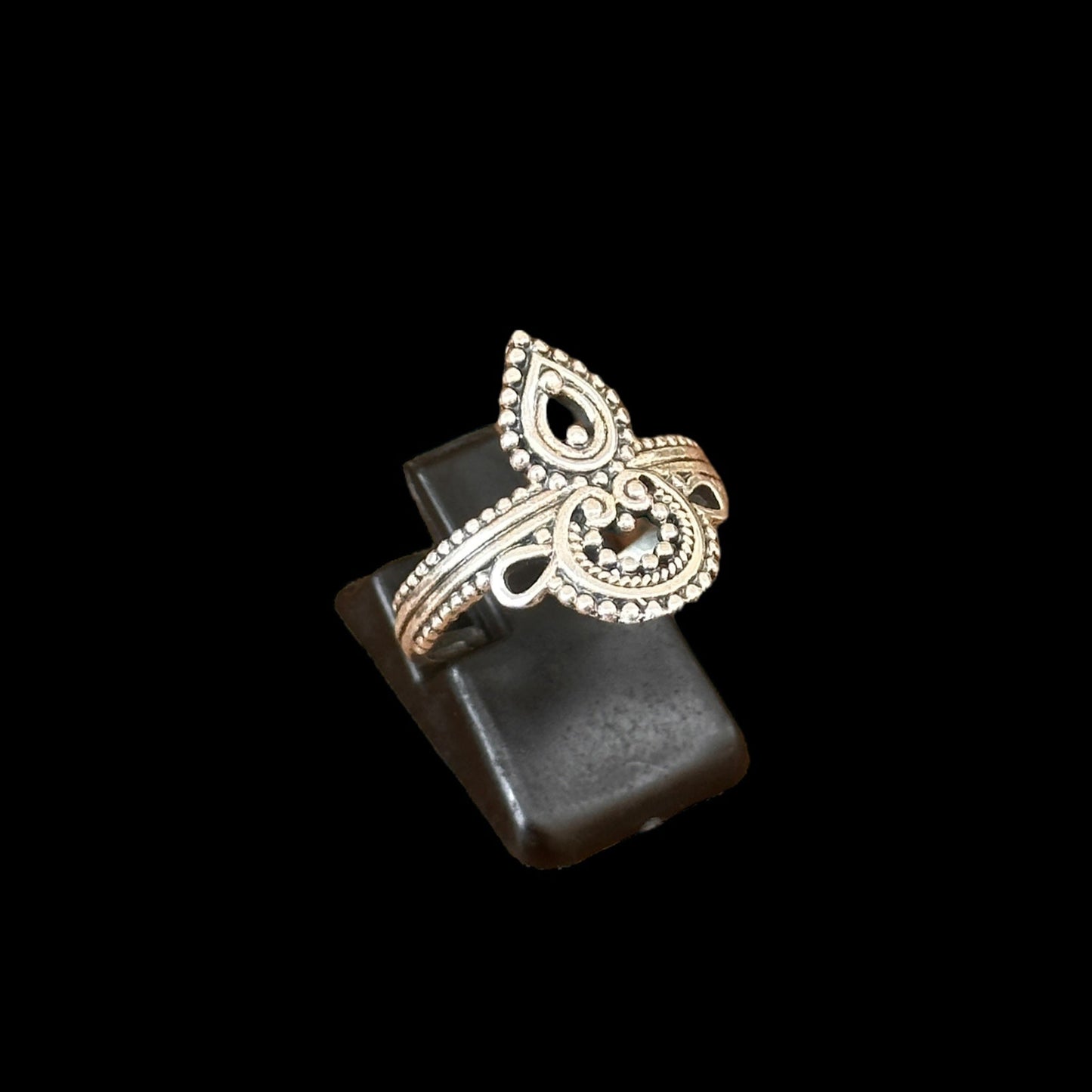Anillo “Uma”