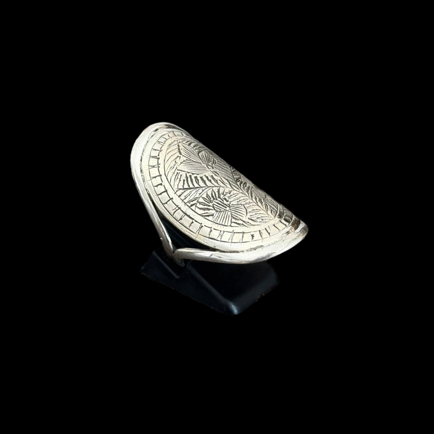 Anillo Plata Entallado "Phool"