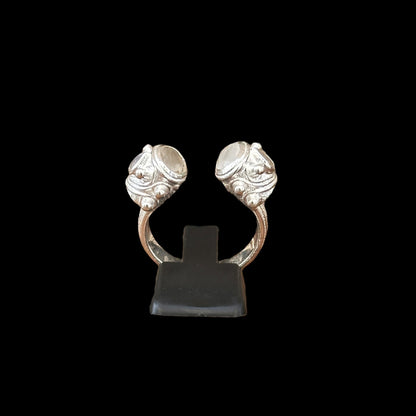 Ring "Kalinda" Mondstein