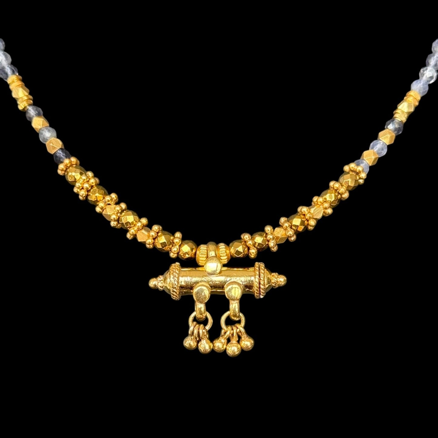 Collar Mantra Box Iolita