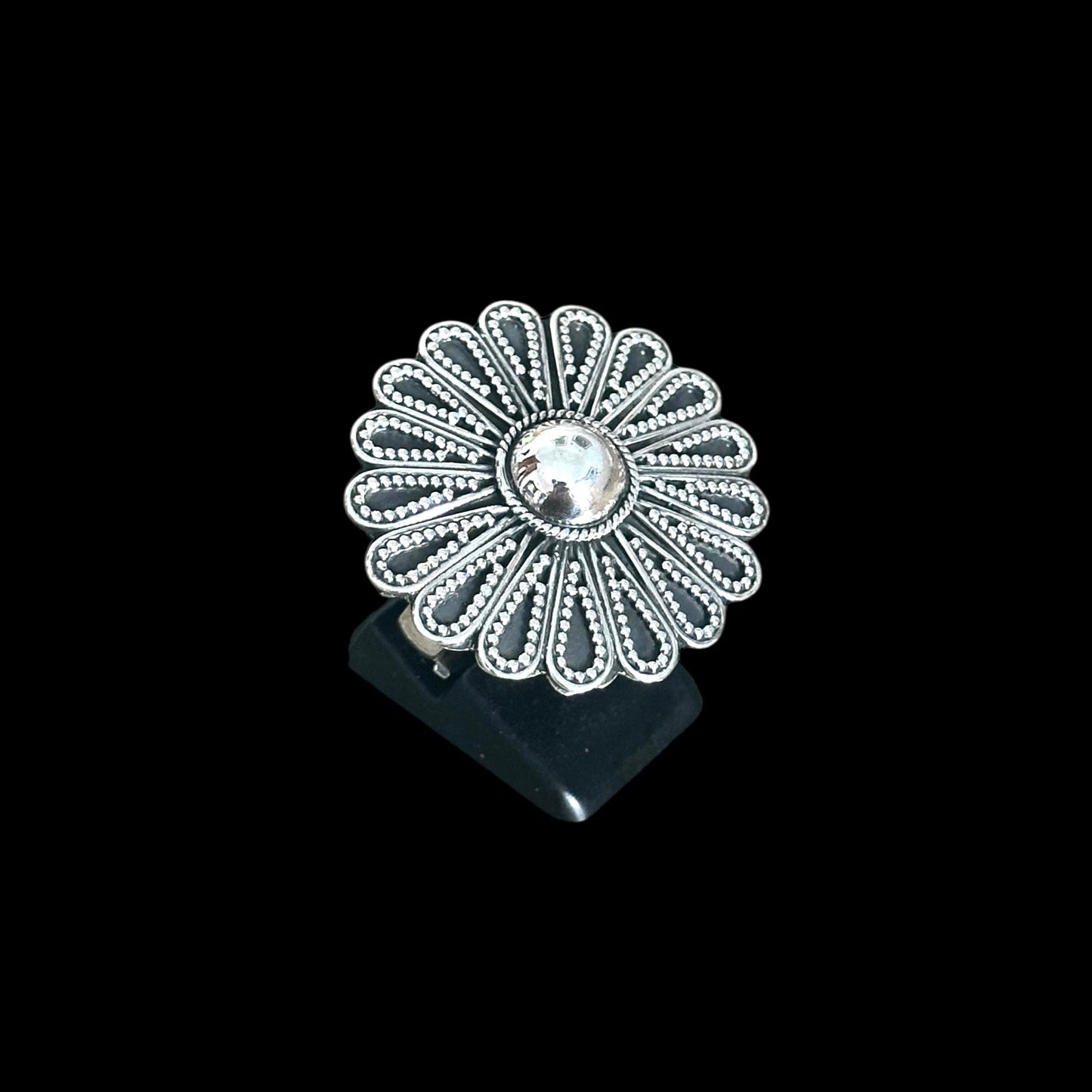 Anillo “Padmarāga” (पद्मराग)