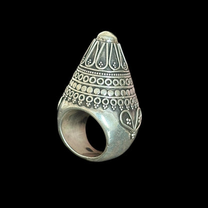 Anillo "vajrashila" · (वज्रशिला)