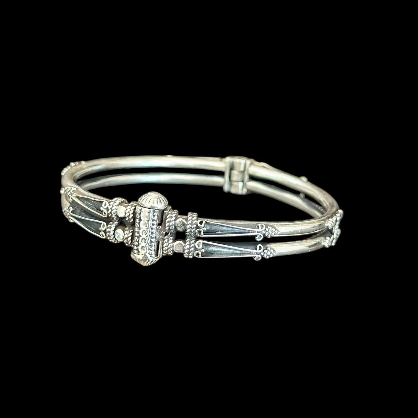 Armband „Puruṣa“ (पुरुष)