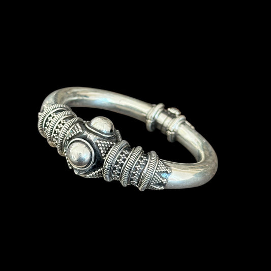 Armband „Kavacha“ (कवच)