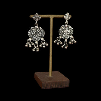 Ohrringe „Padma-Valli“ (पद्म वल्ली)