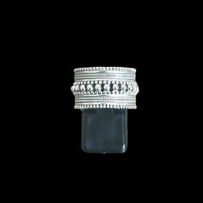 Ring „Nitya“ (नित्य)