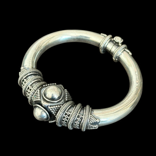 Armband „Kavacha“ (कवच)
